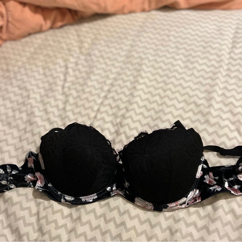 Bra
